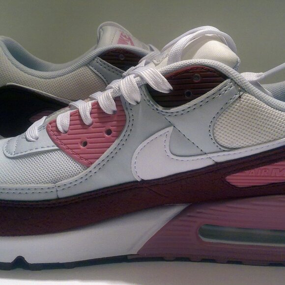 Women's Nike Shoes Size 11.5 Air Max 90 SE Neapolitan W - Picture 3 of 11